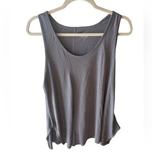 Athleta Large Gray Sleeveless Women's Top